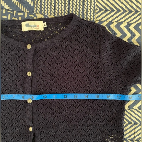 Maggie Sweet Cropped Knit Cardigan, Size M - Picture 7 of 7